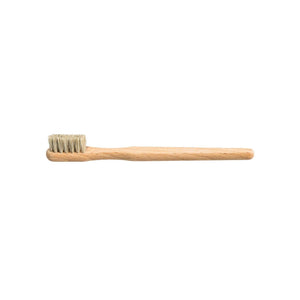 Brosse à dents bois de hêtre et poils naturels fabrication artisanale | Novela-Global.fr